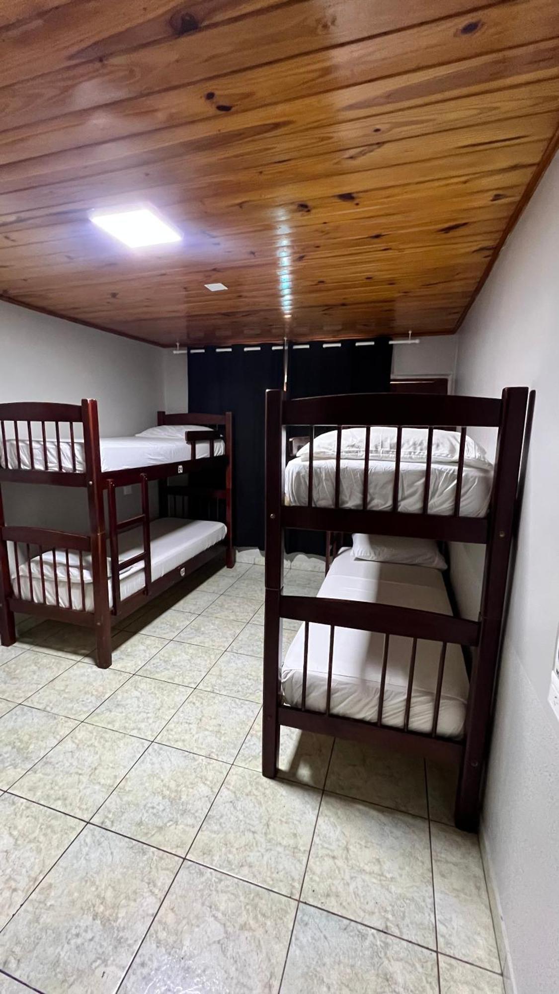Hostel Peter Pan Puerto Iguazu Ngoại thất bức ảnh